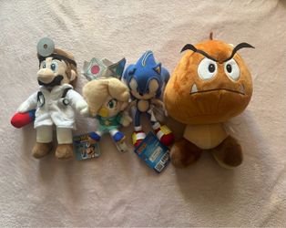 Nintendo & Sega Plush Lot of 4