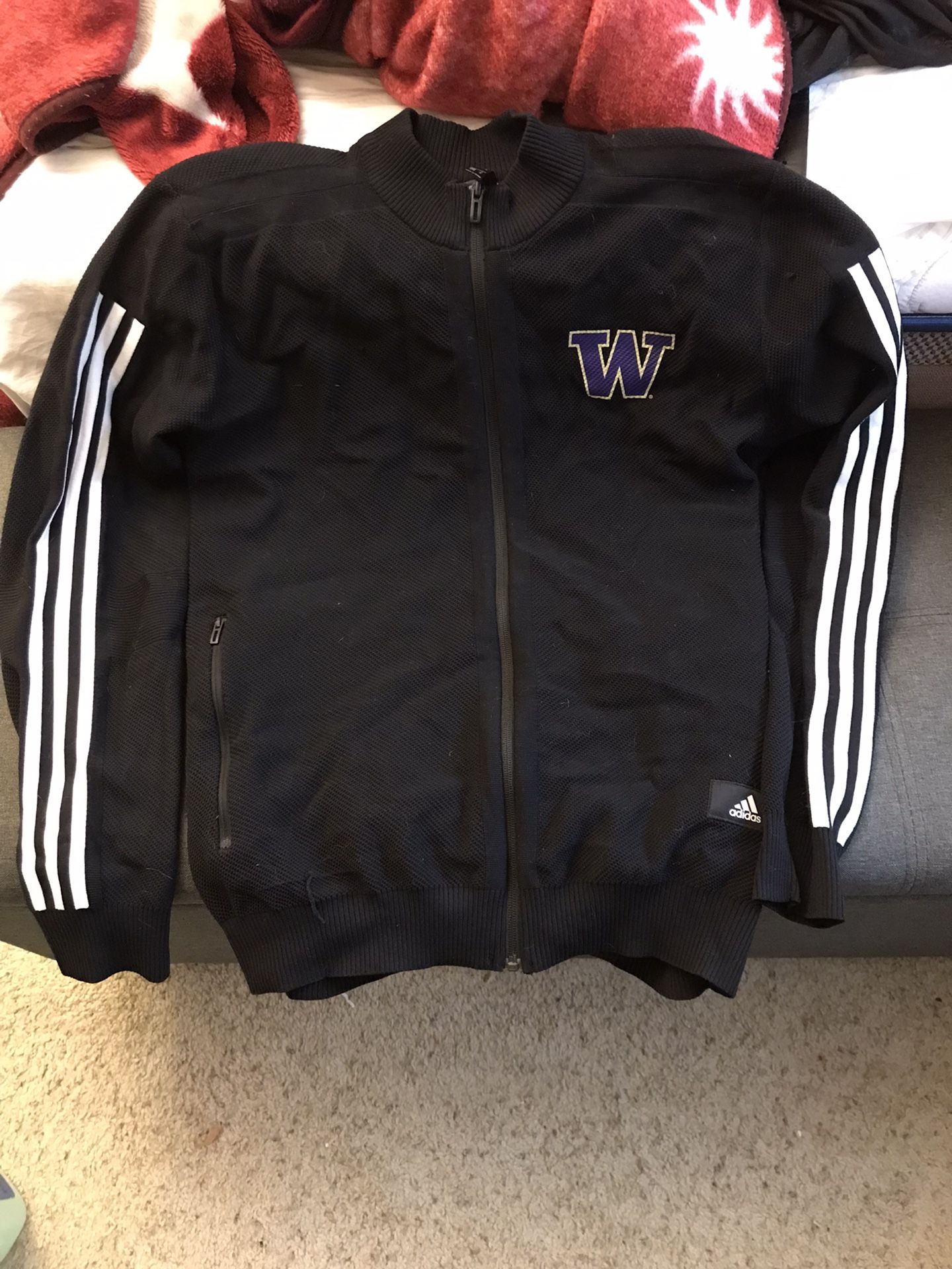 Men’s UW Sweater (M)