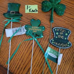 St Patrick's Decor - Post 3