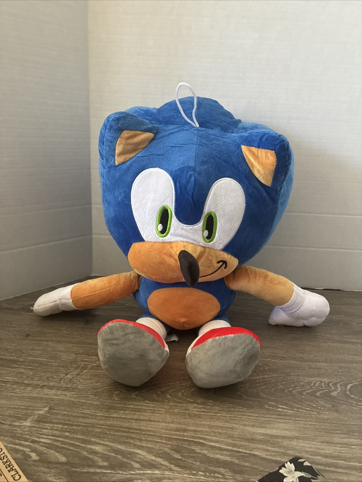 Sonic The Hedgehog Medium Plush 21” Like New Video Game Character