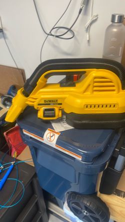 Dewalt portable vacuum