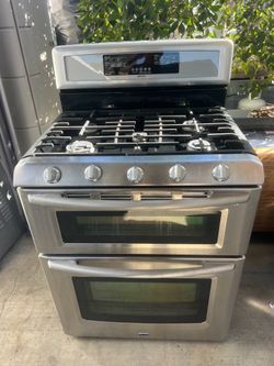 Maytag Double Oven Stove