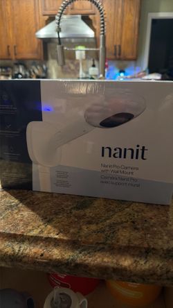 Nanit Pro Camera with Wall Mount