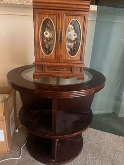 Jewelry box