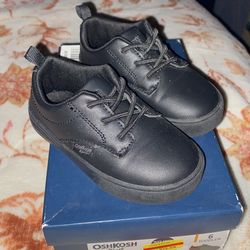 Boy Toddler Shoes Black Oshkosh Size 6