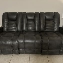 	Power Reclining Sofa & Loveseat Set – Great Condition