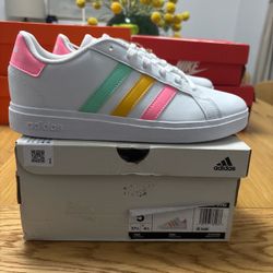 Adidas Grand Court Rainbow Stripe Big Kid Shoes Size 5 Fits Women’s Size 6