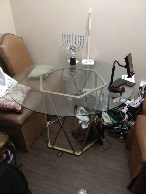 In RALEIGH NC 27601. TABLE.