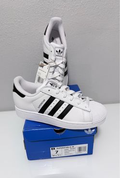 NEW AUTHENTIC ADIDAS SUPERSTAR SHOES FOR SALE $35