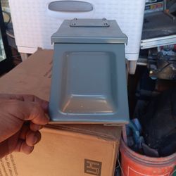 Electric Box 240 W