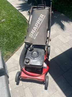 Snapper lawnmower