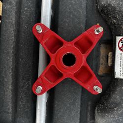Polaris predator 500 front wheel hub
