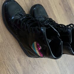 Girls  Boots  Size 6