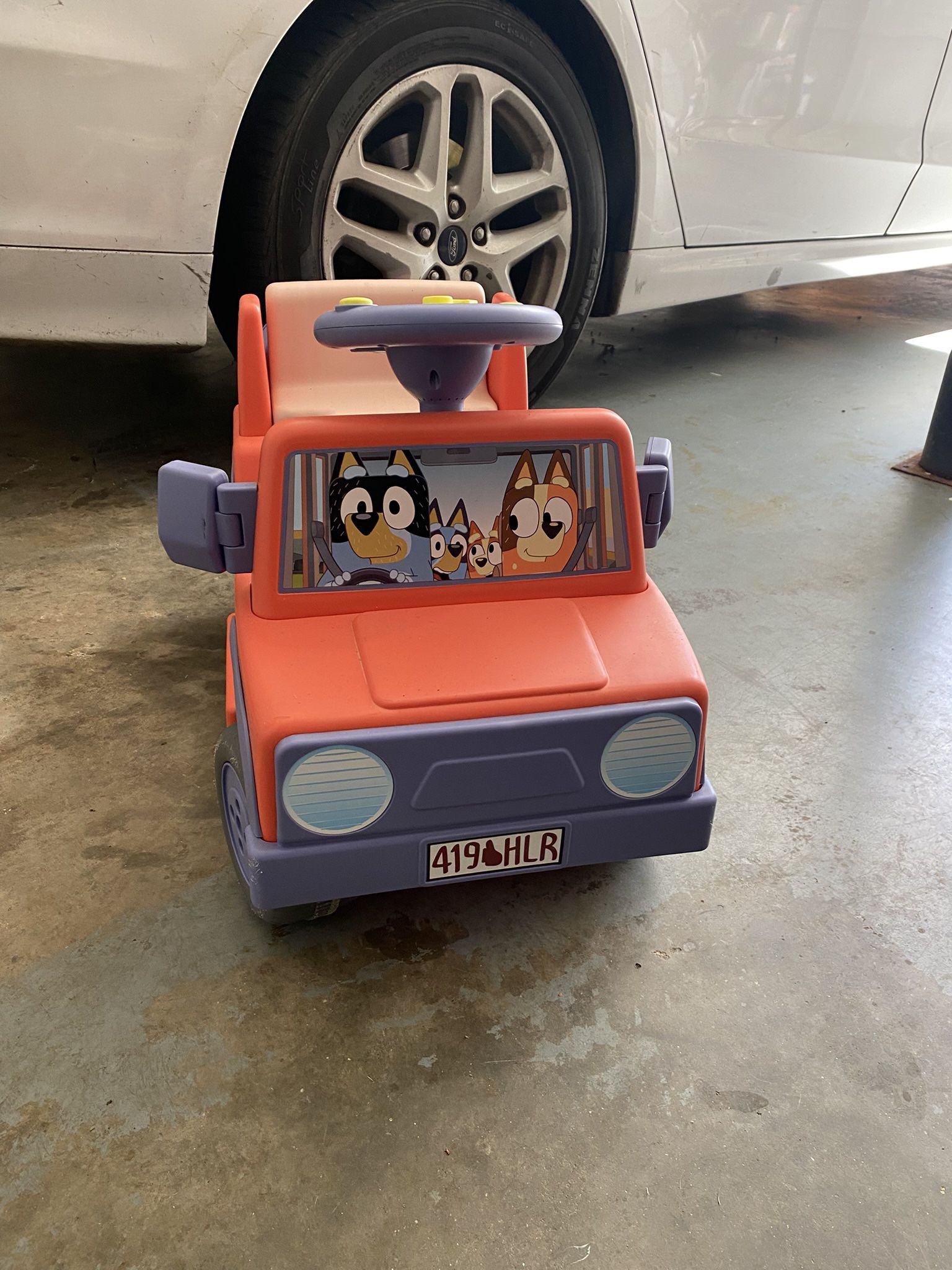 Electric Bluey Truck