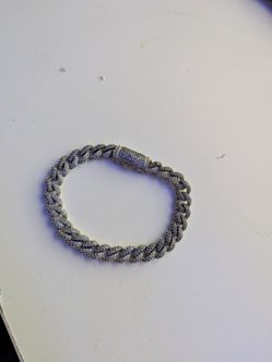Iced Out Cuban Link Bracelet GLD 50 OBO
