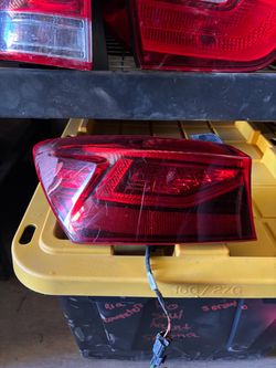 2019 / 2021 Kia forte left driver LH taillight