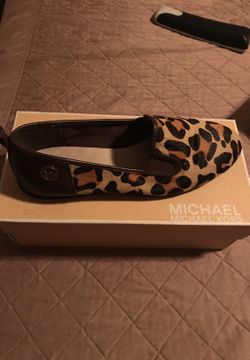 Michael kors flat