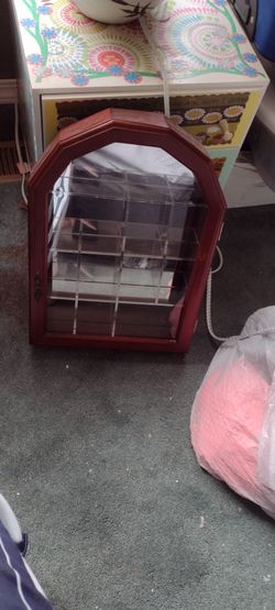 Wood knick knack glass shelves minor scratch in front on wood cash porch pickup Redmond