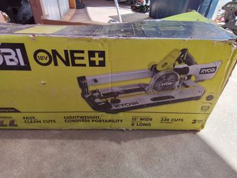 Ryobi 18V ONE+ Cordless Flooring Saw