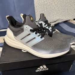 Adidas UltraBoost