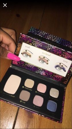 Bare minerals shadow