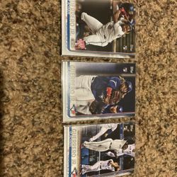 3 Different 2019 Topps Vladimir Guerrero Jr. Rookie Baseball Cards Toronto Blue Jays Superstar 