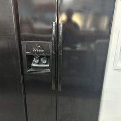 Black Side By Side Refrigerator 