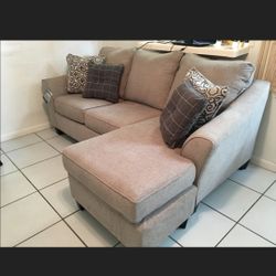 Ashley Furniture Krestrel Sectional Couch Sofa
