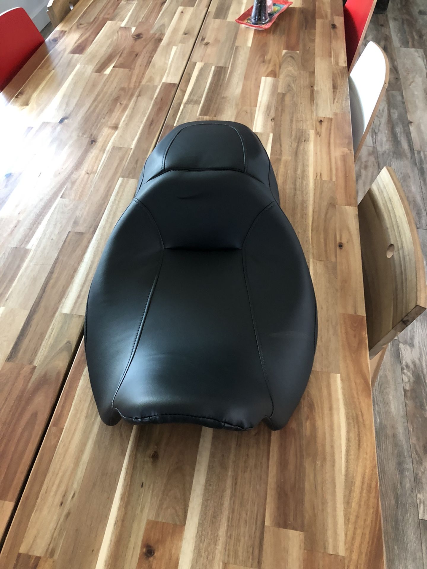 Harley Davidson OEM 24788 LOW Seat