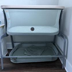 Iora Bedside Bassinet 