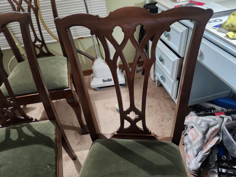 Set of five Chippendale Style Carved Mahogany Dining Chairs, Circa