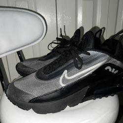 Nike Air Max 2090 Black Wolf Grey