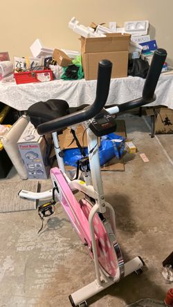 Sunny Health & Fitness Indoor Cycling Bike (Pink/White)