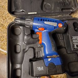 CAMPBELL HAUSFIELD DRILL, 16 SETTINGS