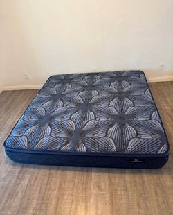 King Mattress and King Bed Delivery Included
