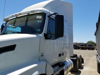 2011 Volvo VNL