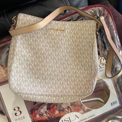 Micheal Mors Bag 