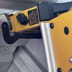 Dewalt 12 Inch Miter Saw W Stands