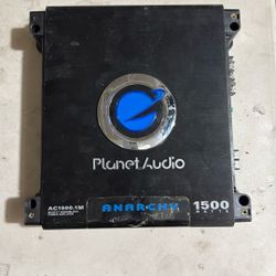 Planet Audio Amplifier 