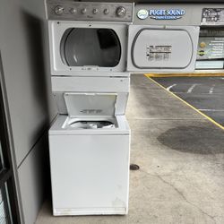 Pending Pickup/ Free Washer/dryer Combo