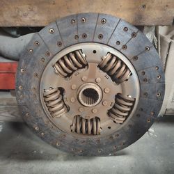 CLUTCH & PRESSURE PLATE FOR VOLVO 2020 AND UP