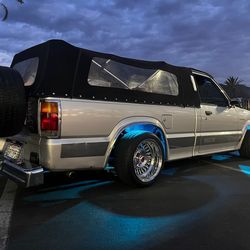 1988 Mazda B2200 Lowrider Mini Truck