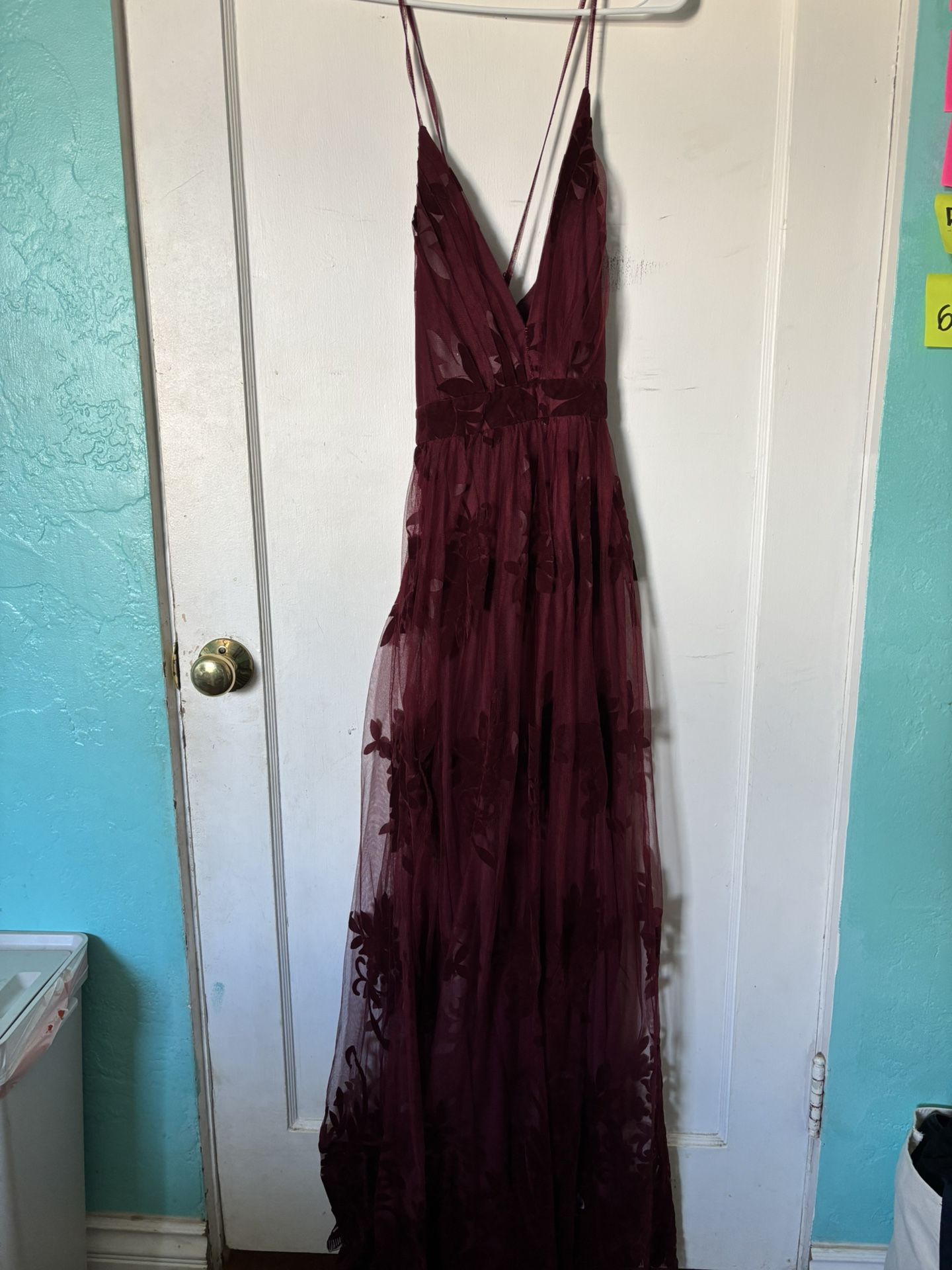 Burgundy Prom Windsor Dress - www.joarbit.com