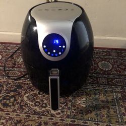Like New Insignia Air Fryer 5.5 L Air  Fryer Retail Price $200 My Price 