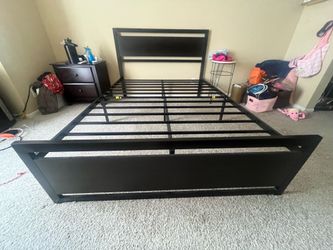 Black and dark wood bed frame for full size mattress
