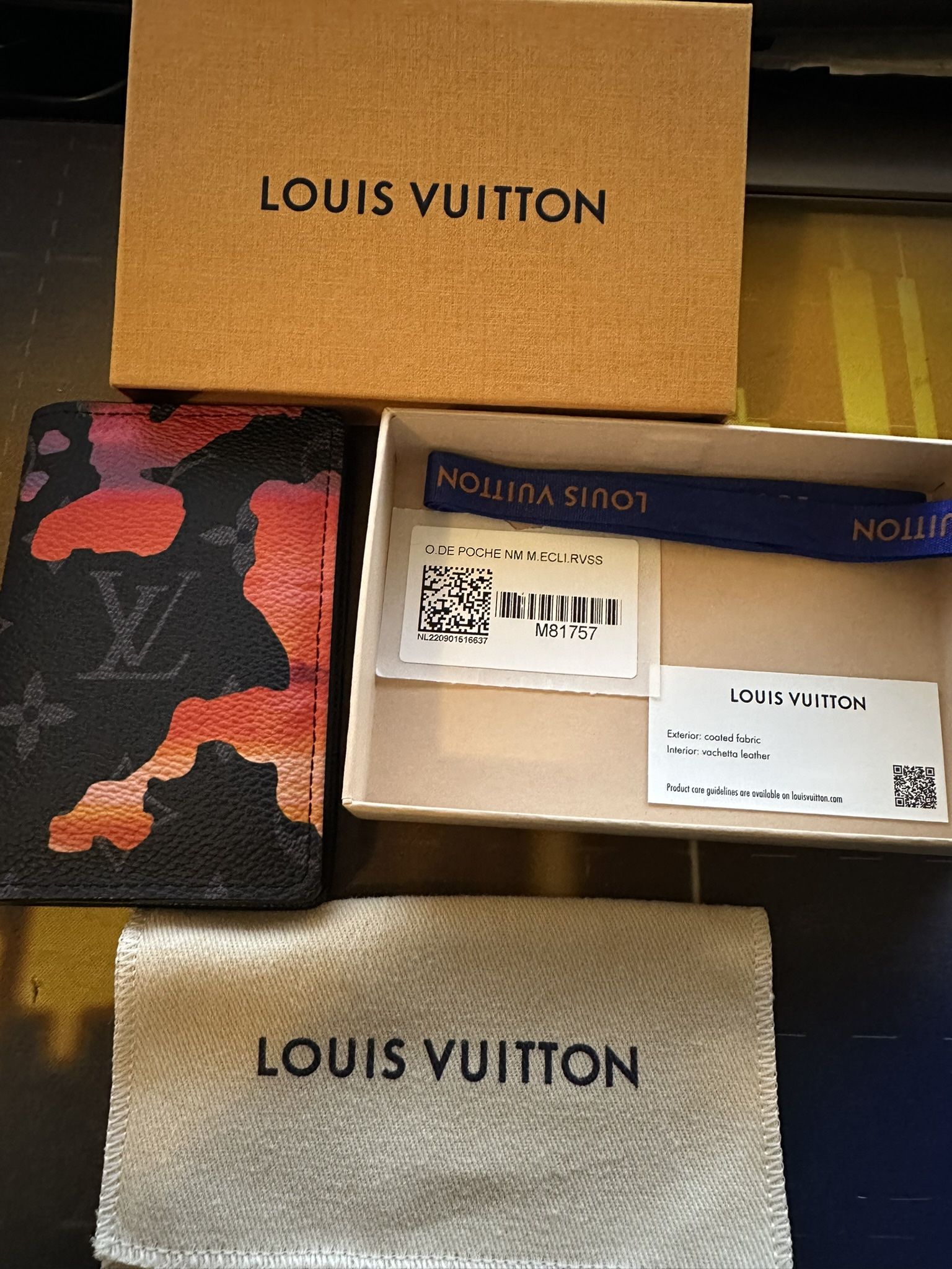Louis Vuitton Pocket Organizer Sunrise Monogram Eclipse Black/Grey/Red Multi