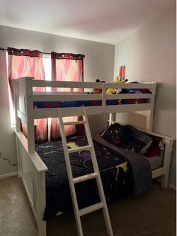 Bunk bed