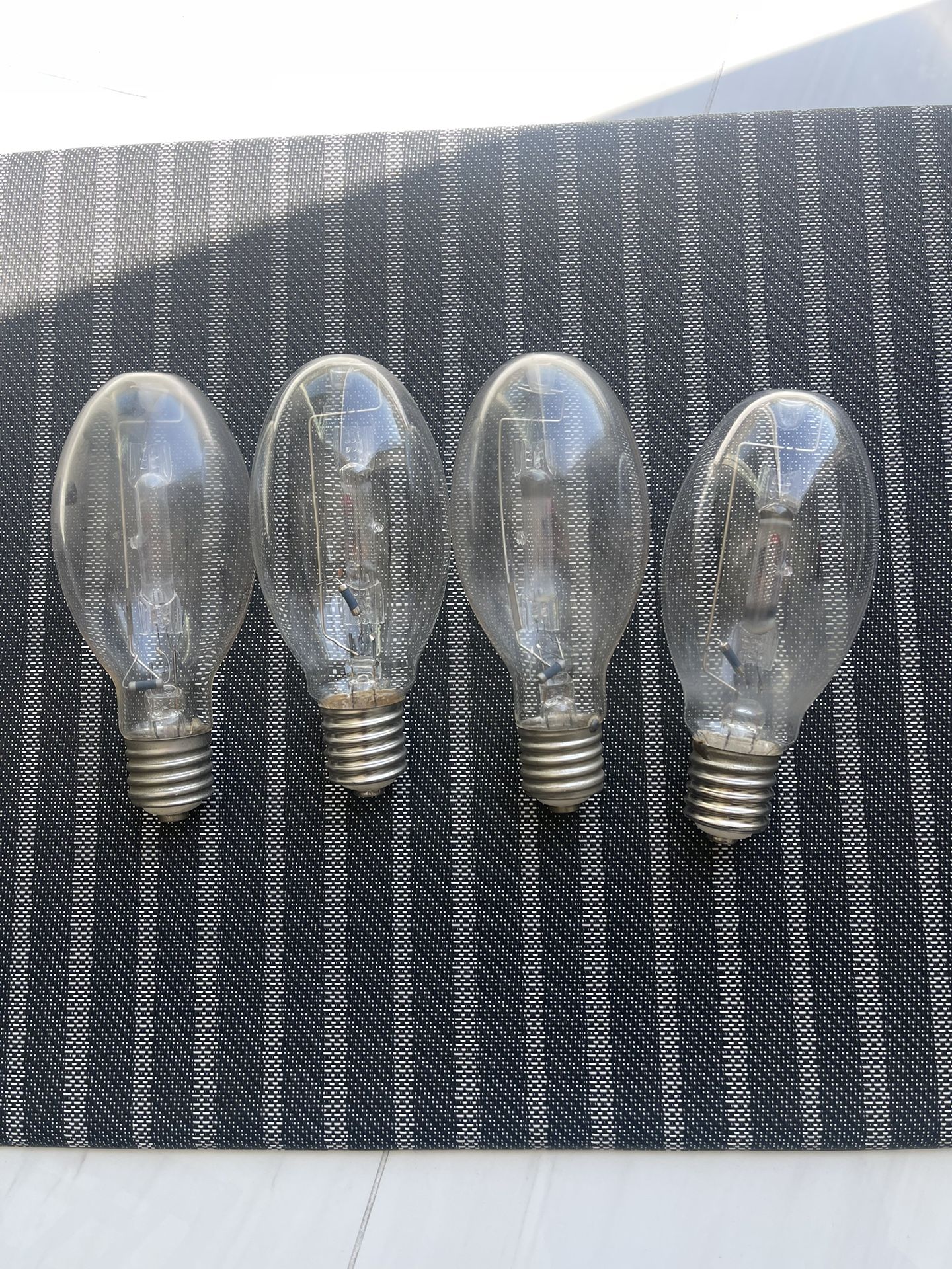 Focos Para Lamparas Grandes 175 W