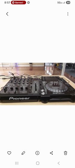 Pioneer CDJ 900 in the Box nothing wrong with it