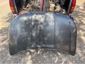 2016 Ford Explorer hood